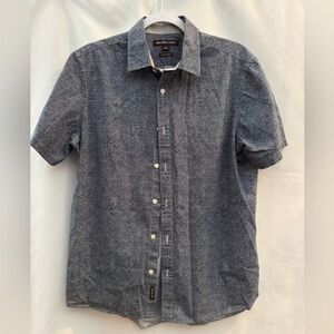 Michael Kors Tailored/Classic Fit Short Sleeve Blue & White Pattern M